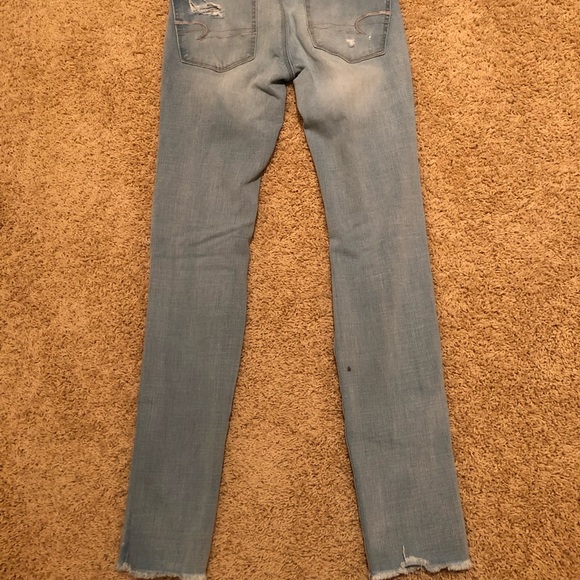 American Eagle ripped jeans - Picture 2 of 2